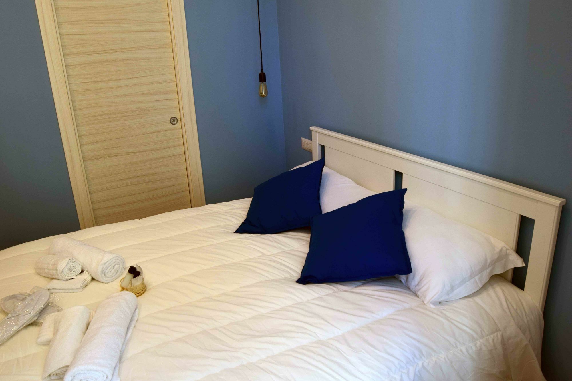 B&B Monserrato Νάπολη Εξωτερικό φωτογραφία