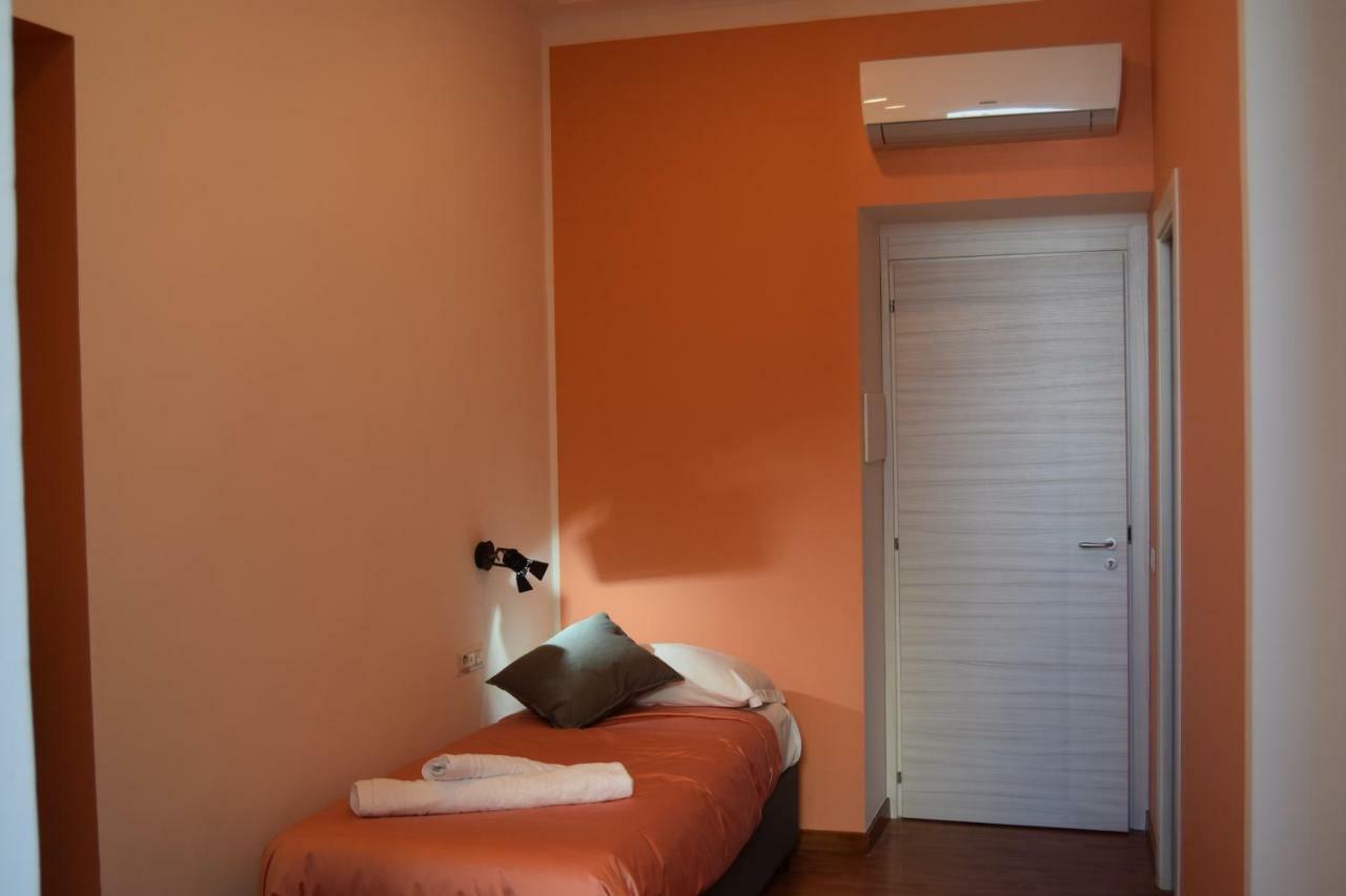 B&B Monserrato Νάπολη Εξωτερικό φωτογραφία